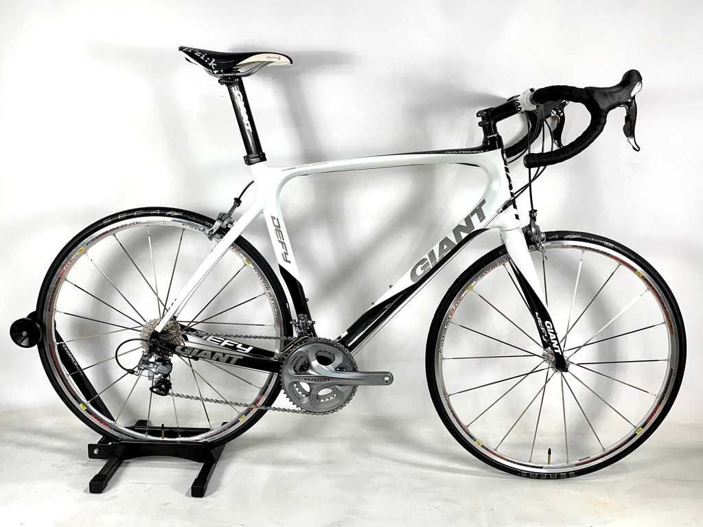 giant defy 2010