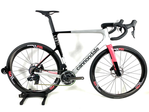 2023 Cannondale SuperSix Evo LAB71 SRAM Force AXS Enve Carbon Wheels Size: 58cm